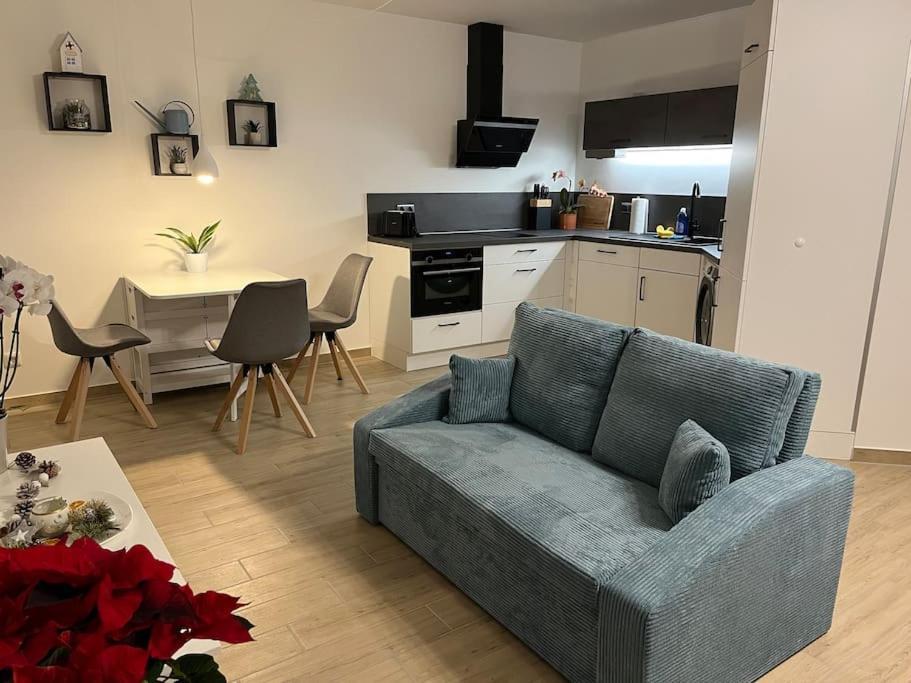 Neu Sanierte Wohnung Fuer 2-4 P Eschwege Bagian luar foto