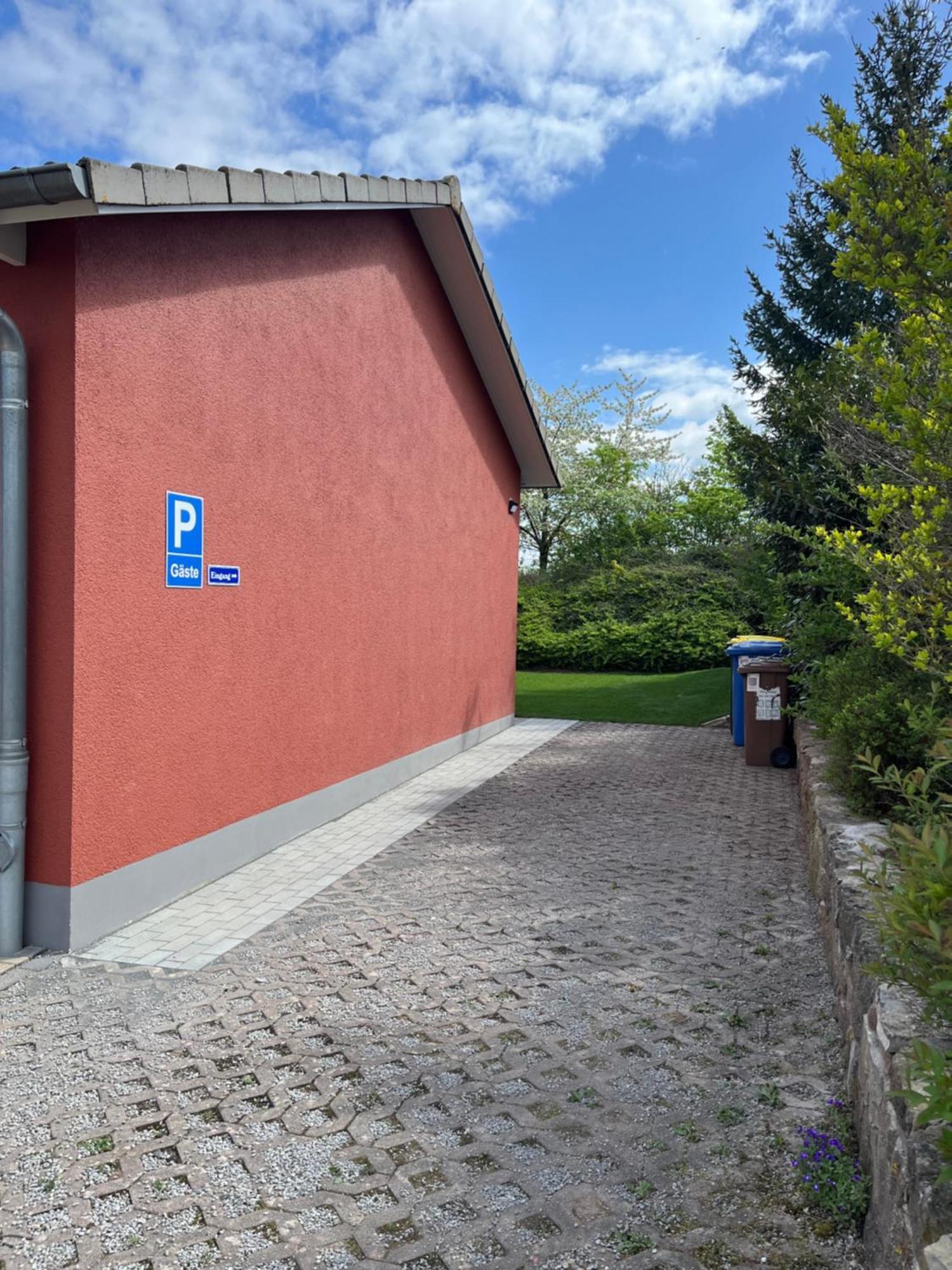 Neu Sanierte Wohnung Fuer 2-4 P Eschwege Bagian luar foto
